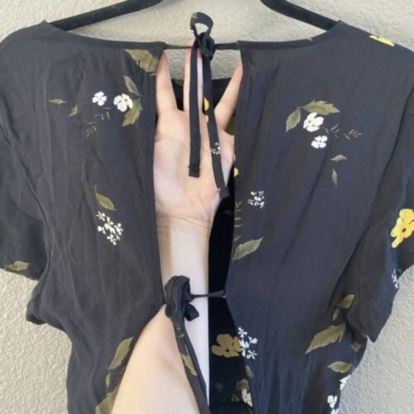 Urban Outfitters Maxi Dress Lindsey Black Floral Open Tie Back Slit large - Picture 8 of 16